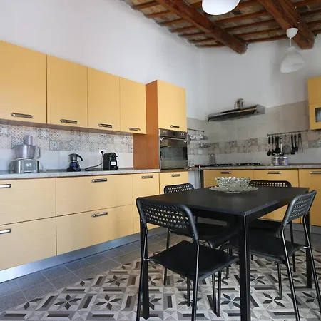 Centro شقة Atessa
